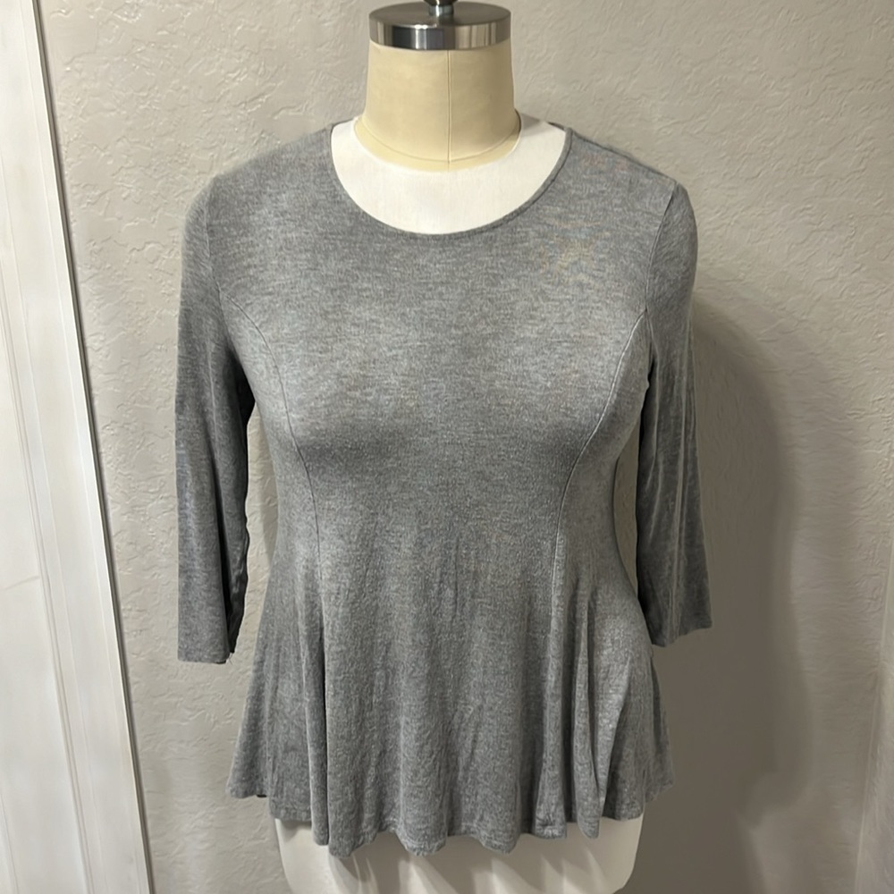 Peck & Peck | Light Grey Seamed Bust Stretch Tee